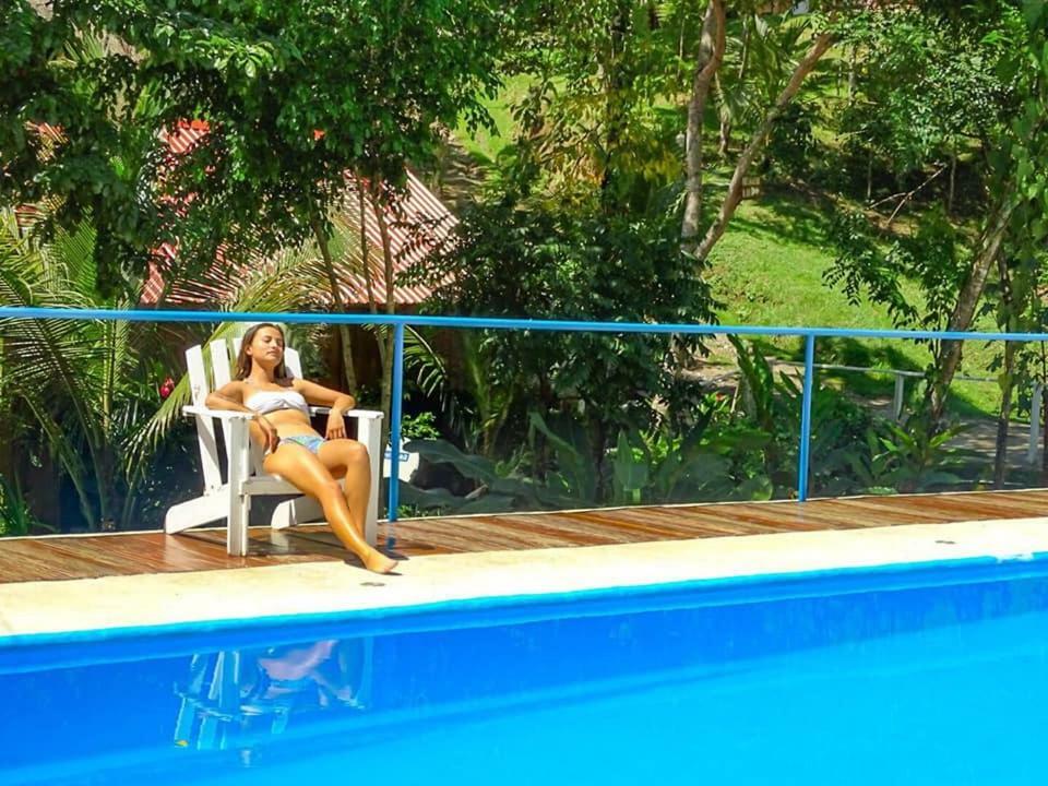 Oasis The Traveler Hostel Lanquín Exterior photo